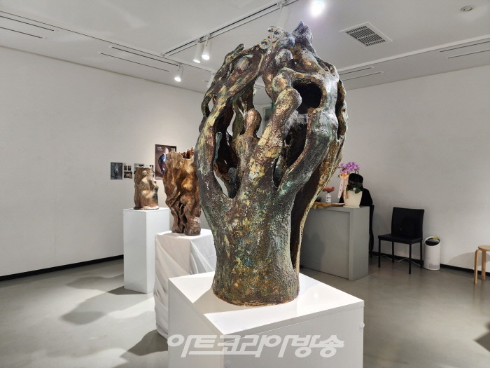 유승렬 조각전 'Gaia of Our Time'