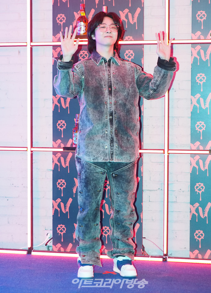 시바스(CHIVAS) 브랜드 팝업 스토어 '시바스 리갈 길'(CHIVAS REGAL GIL) 행사 포토월 행사(기리보이). 2023.01.11 사진 ⓒ아트코리아방송 이용선 기자​