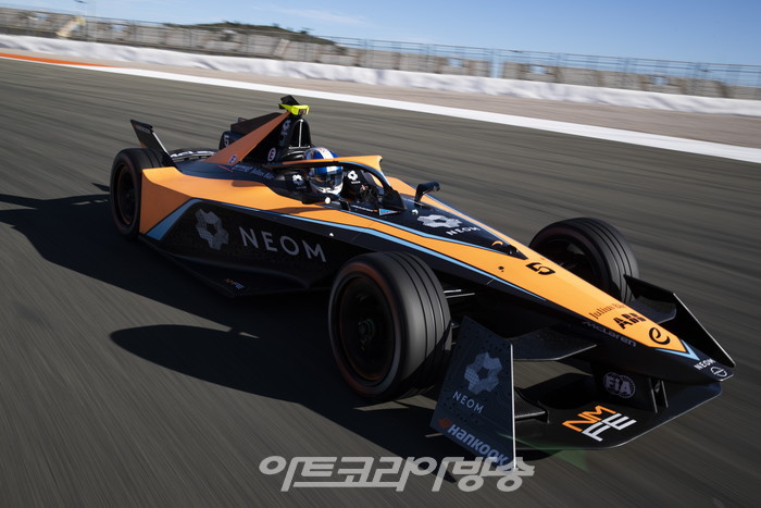 NEOM McLaren 포뮬러 E 팀. 제공 ABB FIA 포뮬러 E 사무국