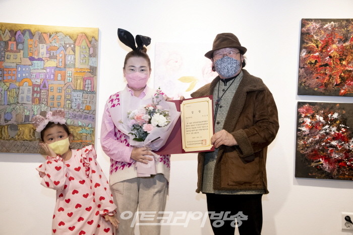 제9회 인사동 감성미술제 '상상초월'展-한국감성미술제 우수작가상 우은경 작가