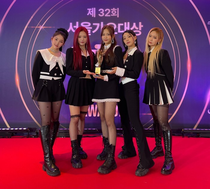 '제32회 서울가요대상' 라필루스 단체사진. 제공 MLD엔터테인먼트