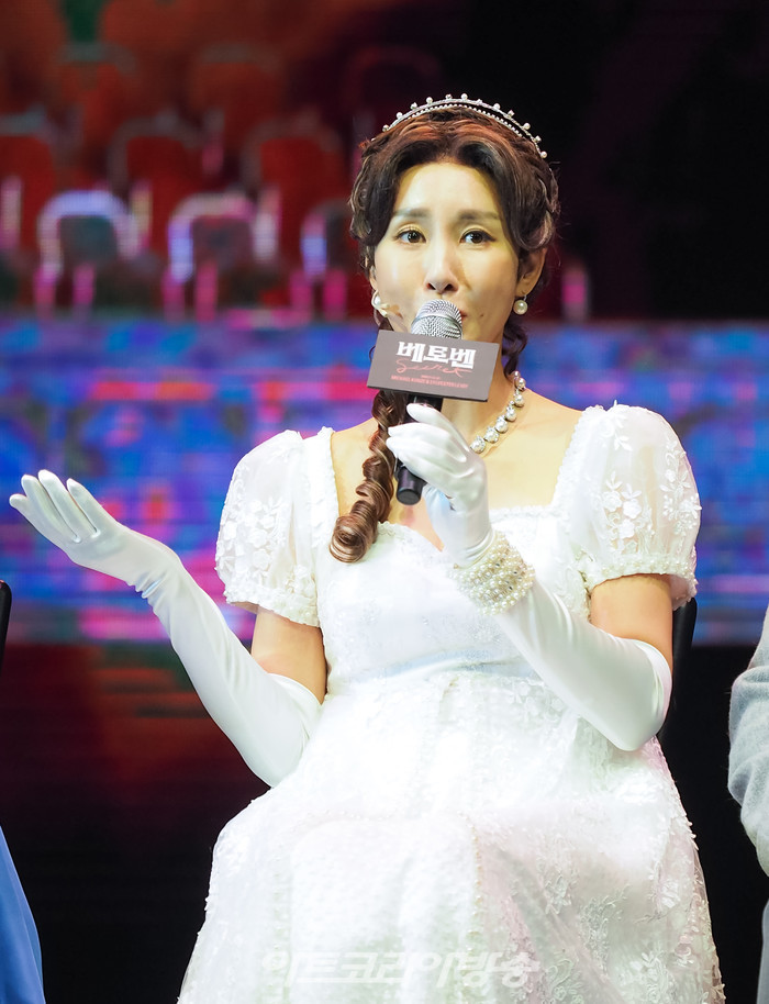 뮤지컬 '베토벤' 프레스콜(안토니 브렌타노 역 윤공주). 2023.01.19 사진 ⓒ아트코리아방송 이용선 기자​