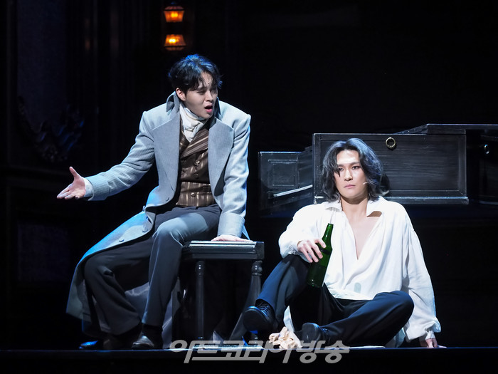 뮤지컬 '베토벤' 프레스콜(카스파 반 베토벤 역 이해준, 루드비히 반 베토벤 박은태) 2023.01.19 사진 ⓒ아트코리아방송 이용선 기자​