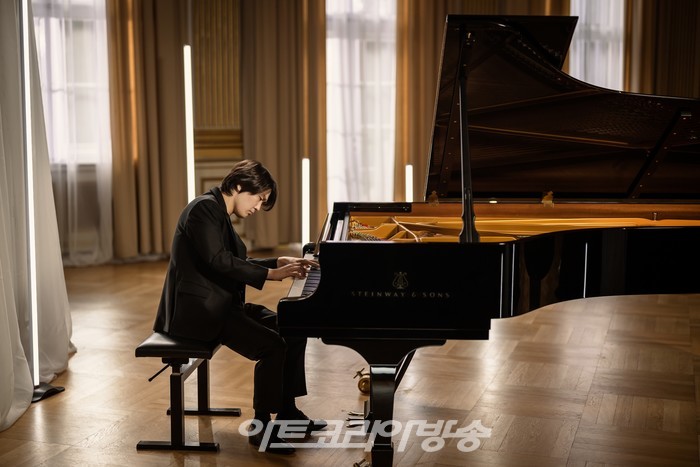 조성진 도이치 그라모폰(Deutsche Grammophon, DG) 여섯 번째 정규 앨범. 제공 유니버설뮤직