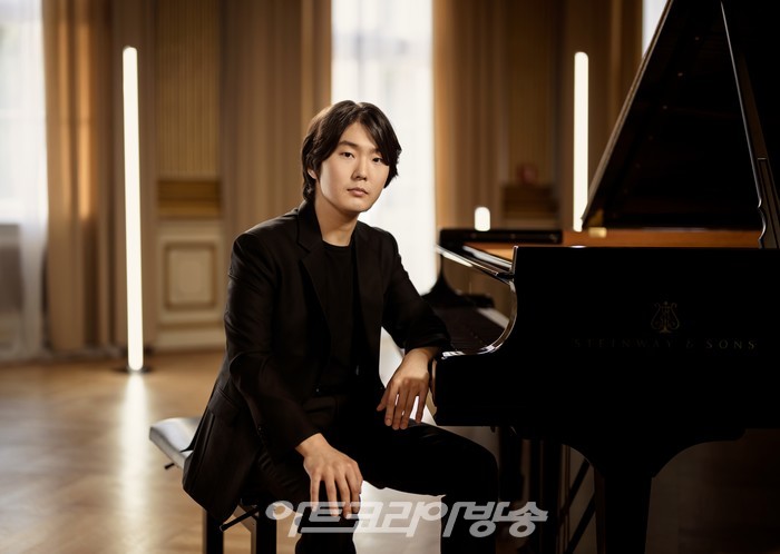 조성진 도이치 그라모폰(Deutsche Grammophon, DG) 여섯 번째 정규 앨범. 제공 유니버설뮤직