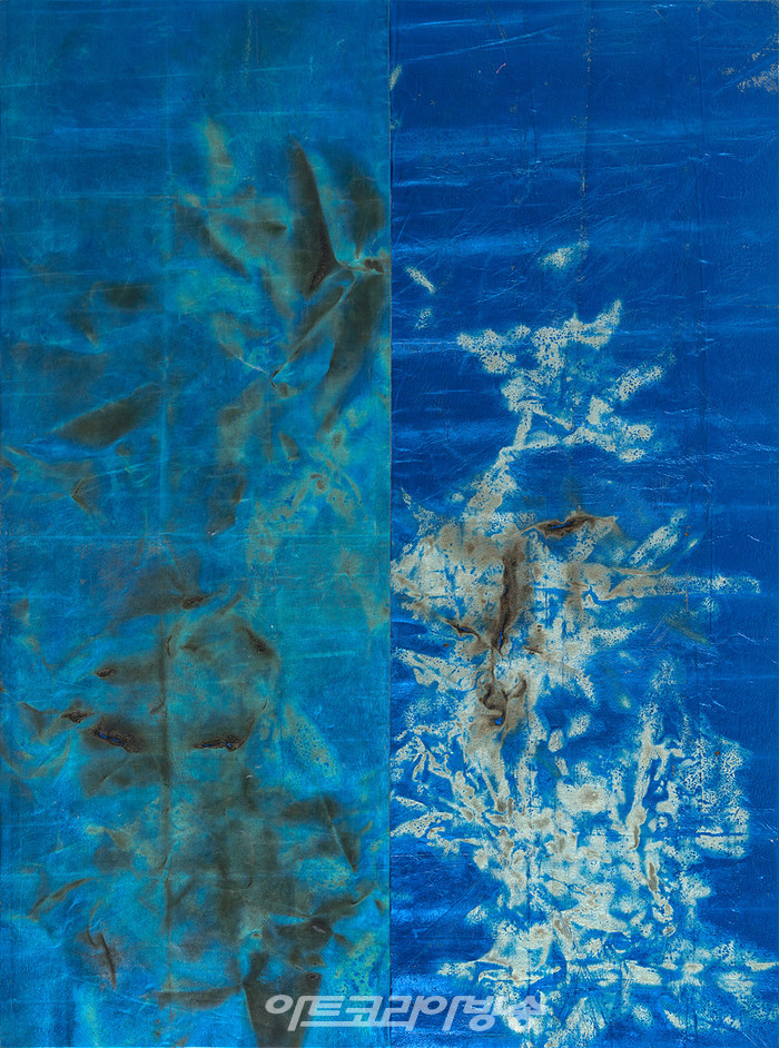 코라크릿 아룬나논차이(b. 1986)〈Void (sky painting)〉2022