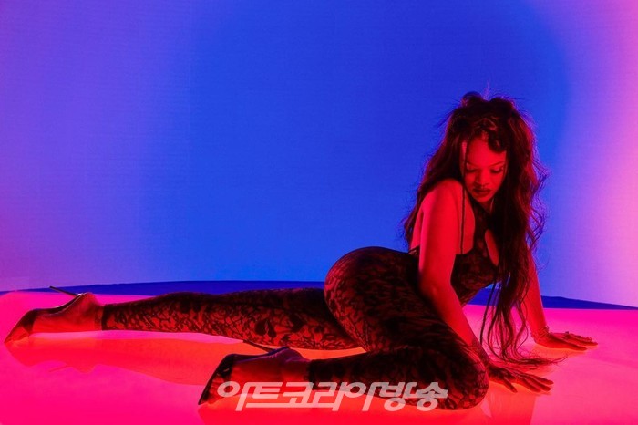 리아나 제공 유니버설뮤직