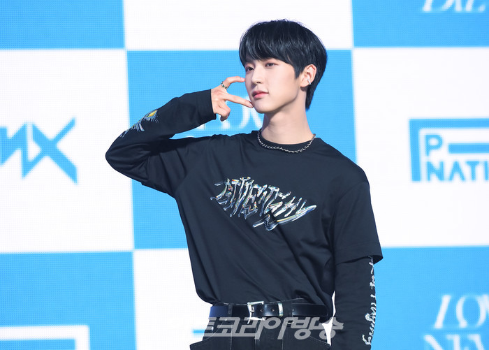 TNX 두 번째 미니앨범 '러브 네버 다이'(Love Never Dies) 발매 기념 쇼케이스(은휘). 2023.02.15 사진 ⓒ아트코리아방송 이용선 기자​