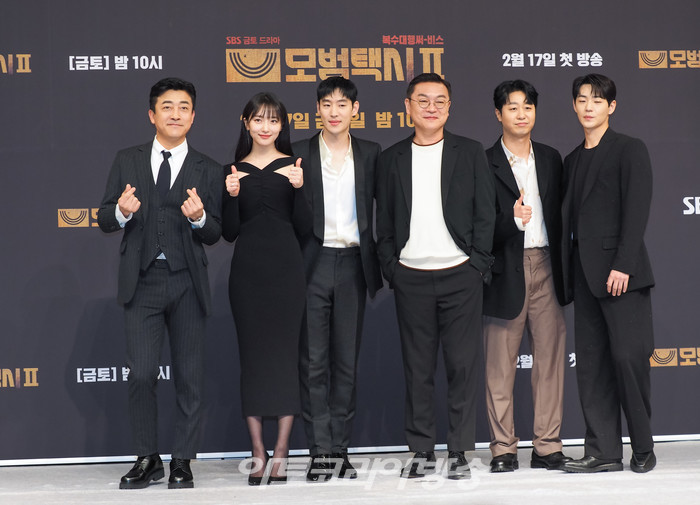SBS 새 금토드라마 '모범택시2' 제작발표회(사진 왼쪽부터 장혁진-표예진-이제훈-김의성-배유람-신재하) 2023.02.17 사진 ⓒ아트코리아방송 이용선 기자​