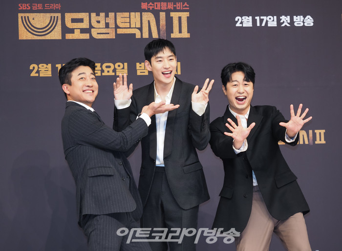 SBS 새 금토드라마 '모범택시2' 제작발표회(장혁진-이제훈- 배유람) 2023.02.17 사진 ⓒ아트코리아방송 이용선 기자​