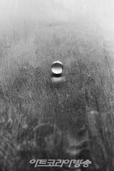 이언옥 사진전 '슬픔의 질감'