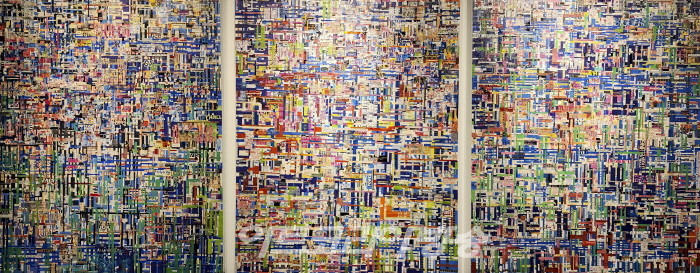 현대미술 작가 12명이 그려내는 말레이시아 현재의 모습과 고민