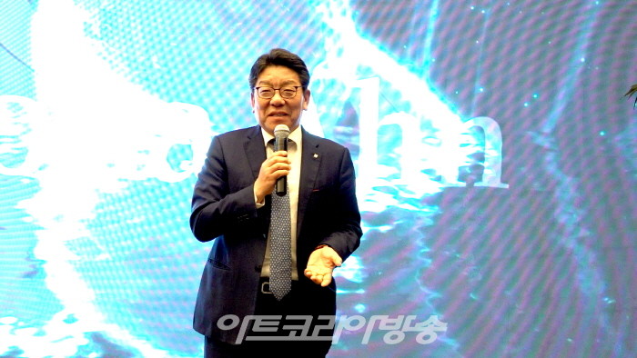 아트토큰, 헤럴드 옥션과 첫 기획전 '안종연 작가 개인전'