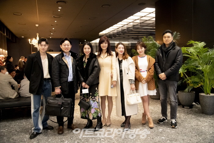 아트토큰, 헤럴드 옥션과 첫 기획전 '안종연 작가 개인전'