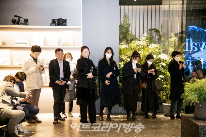 아트토큰, 헤럴드 옥션과 첫 기획전 '안종연 작가 개인전'