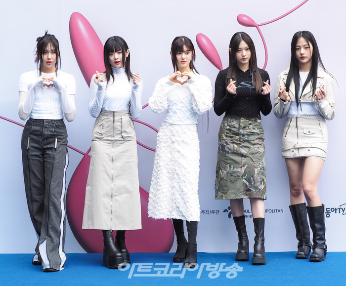 '2023 F/W 서울패션위크' 오프닝 이성동 디자이너의 얼킨(Ul:kin) 패션쇼 포토월(뉴진스 혜인-하니-다니엘-해린-민지) 2023.03.15 사진 ⓒ아트코리아방송 이용선 기자​​