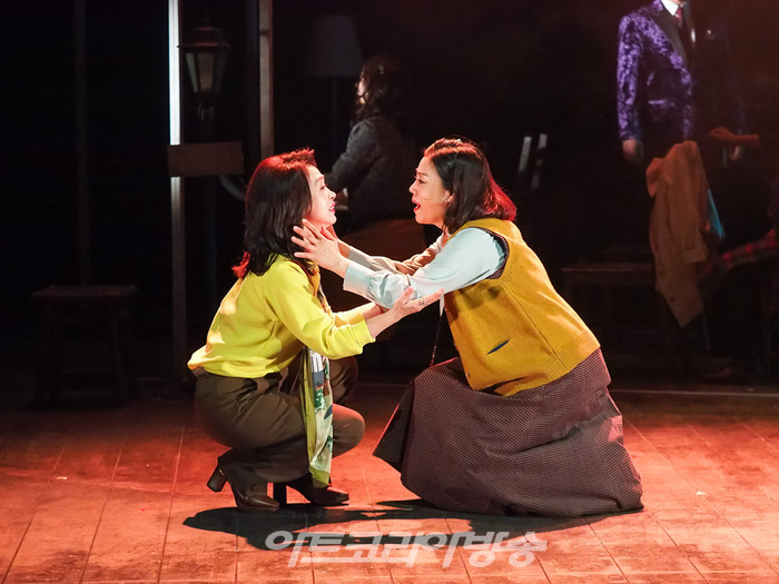 창작뮤지컬 '다시, 봄' 프레스콜(은옥 역 문희옥, 수현 역 장이주). 2023.03.15 사진 ⓒ아트코리아방송 이용선 기자​​