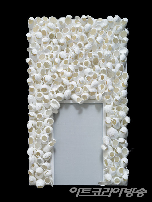 천현태 작_40.9 x 24.2cm, Mixed Media & Oil on Canvas, 2023