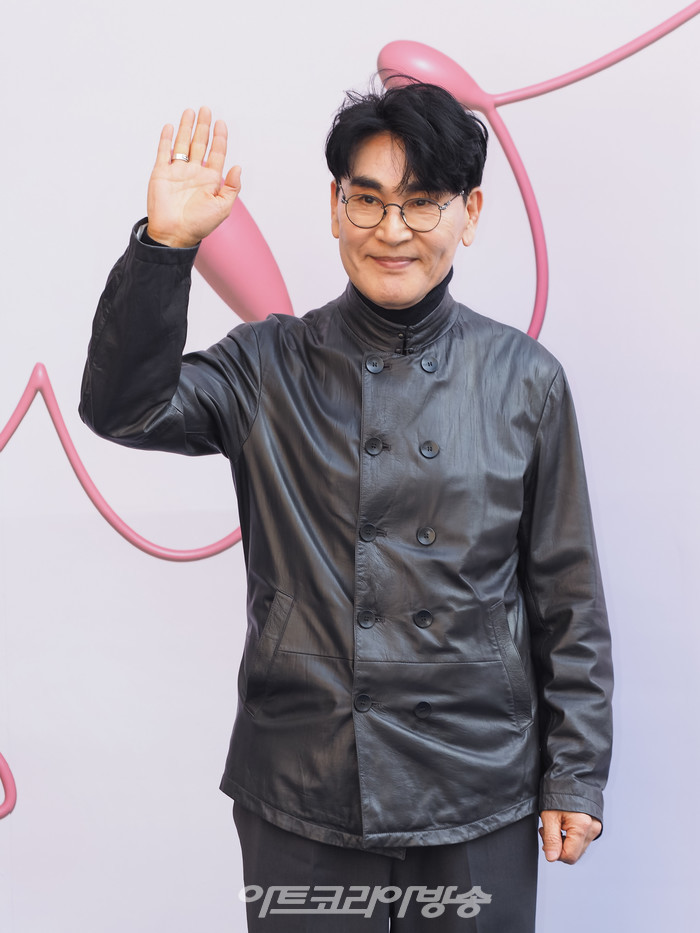  '2023 F/W 서울패션위크' 이상봉 디자이너의 이상봉(LIE SANG BONG) 패션쇼 포토월(조항조)  2023.03.19 사진 ⓒ아트코리아방송 이용선 기자​​