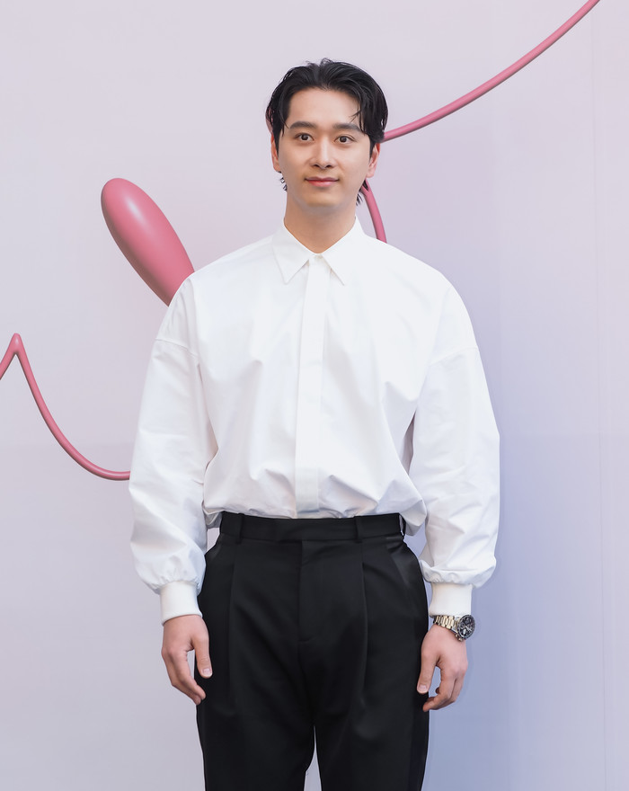 '2023 F/W 서울패션위크' 이상봉 디자이너의 이상봉(LIE SANG BONG) 패션쇼 포토월(찬성) 2023.03.19 사진 ⓒ아트코리아방송 이용선 기자​​