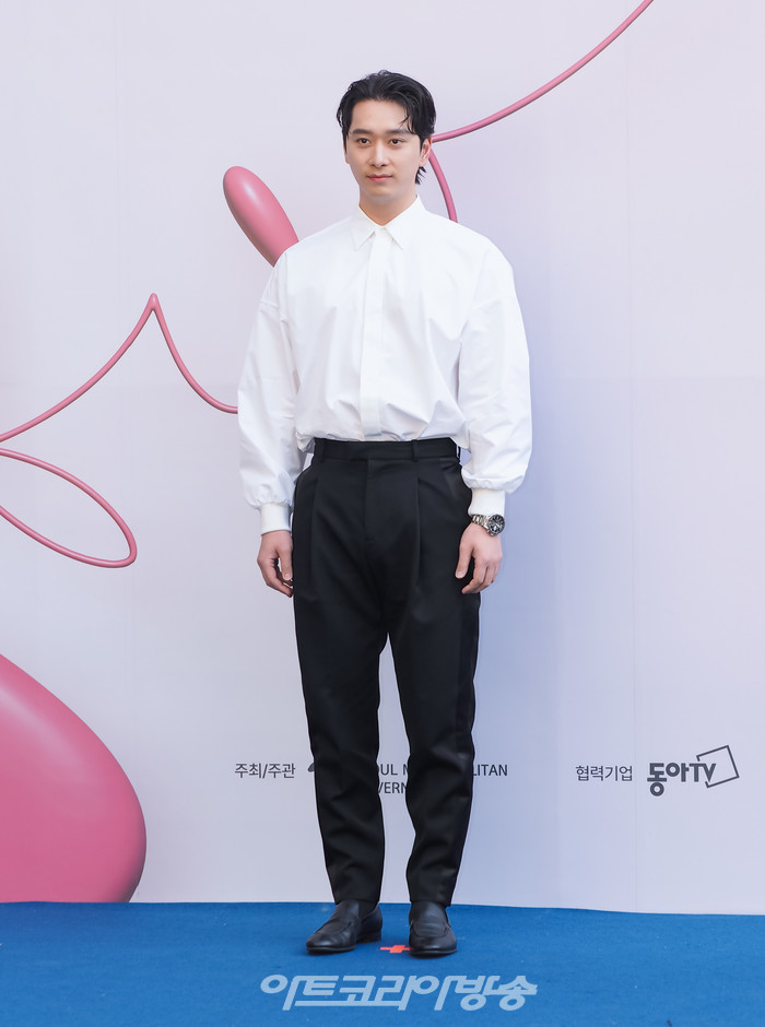 ​'2023 F/W 서울패션위크' 이상봉 디자이너의 이상봉(LIE SANG BONG) 패션쇼 포토월(찬성) 2023.03.19 사진 ⓒ아트코리아방송 이용선 기자​​​