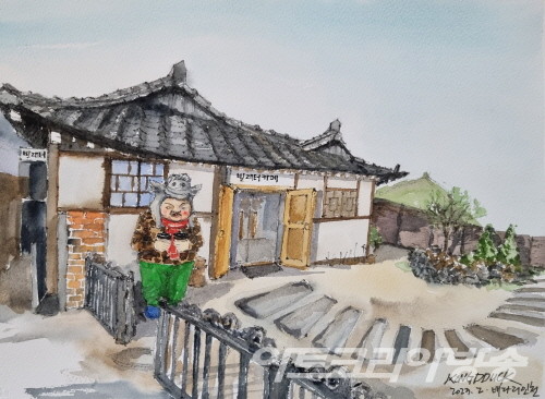 공모선정_김현정 作_빨래터 카페_나무젓가락 먹물,수채화물감,산더스중목_37x28cm_2023