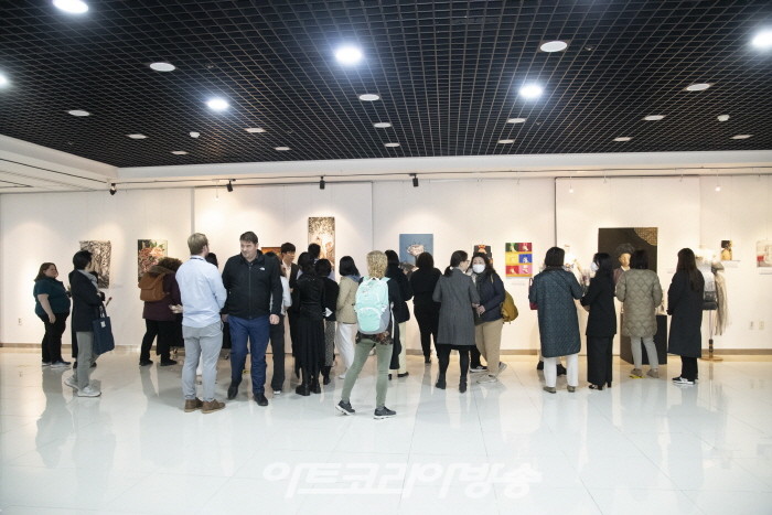 GSIS 13th Annual IB DP Art Exhibition