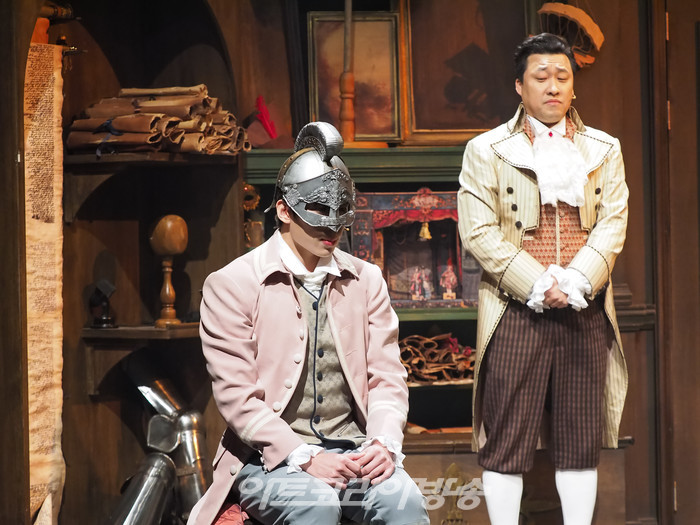 뮤지컬 '윌리엄과 윌리엄의 윌리엄' 프레스콜(윌리엄 헨리 아일랜드 역 황순종, 윌리엄 사무엘 아일랜드 역 원종환)  2023.03.21 사진 ⓒ아트코리아방송 이용선 기자​​