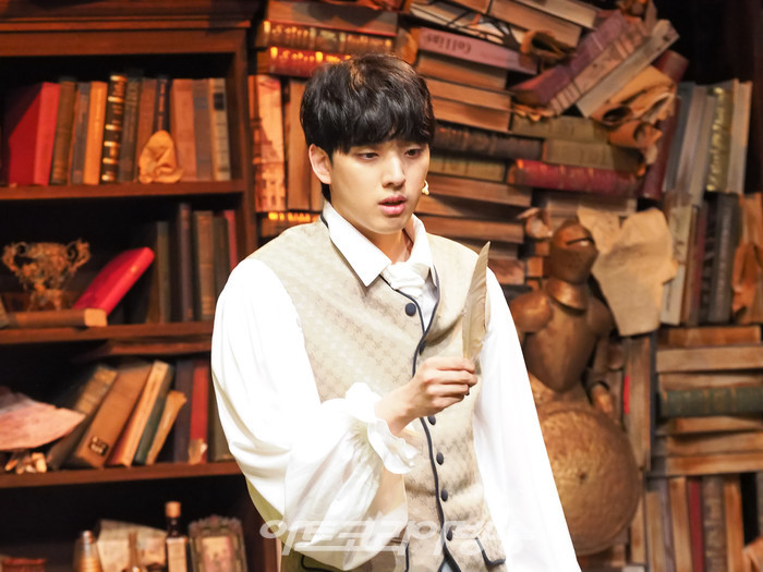 뮤지컬 '윌리엄과 윌리엄의 윌리엄' 프레스콜(윌리엄 헨리 아일랜드 역 김지웅) 2023.03.21 사진 ⓒ아트코리아방송 이용선 기자​​