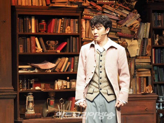 ​뮤지컬 '윌리엄과 윌리엄의 윌리엄' 프레스콜(윌리엄 헨리 아일랜드 역 김지웅) 2023.03.21 사진 ⓒ아트코리아방송 이용선 기자​​​