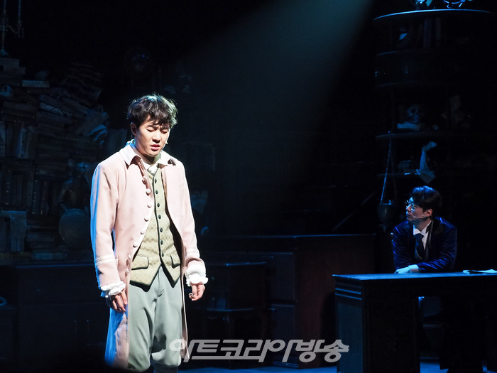 뮤지컬 '윌리엄과 윌리엄의 윌리엄' 프레스콜(H 역 주민진, 윌리엄 헨리 아이랜드 역 임규형) 2023.03.21 사진 ⓒ아트코리아방송 이용선 기자​​