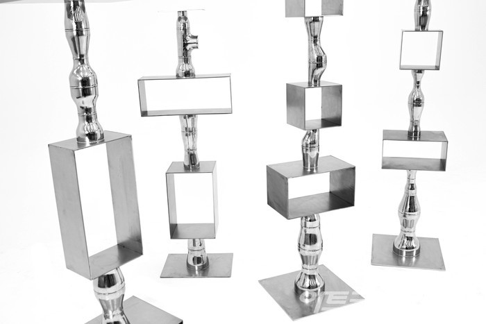 이형준 作-Pipe Fitting Shelf - Unstable harmony