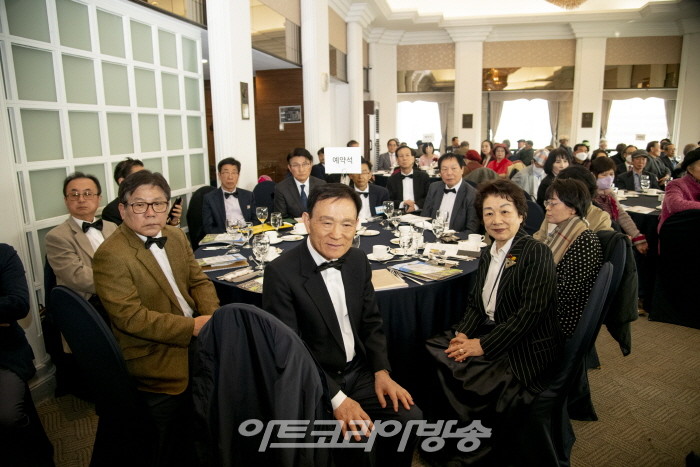 ‘강석진의 지구촌 기행과 예술경영’ 출판기념회