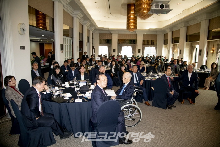 ‘강석진의 지구촌 기행과 예술경영’ 출판기념회