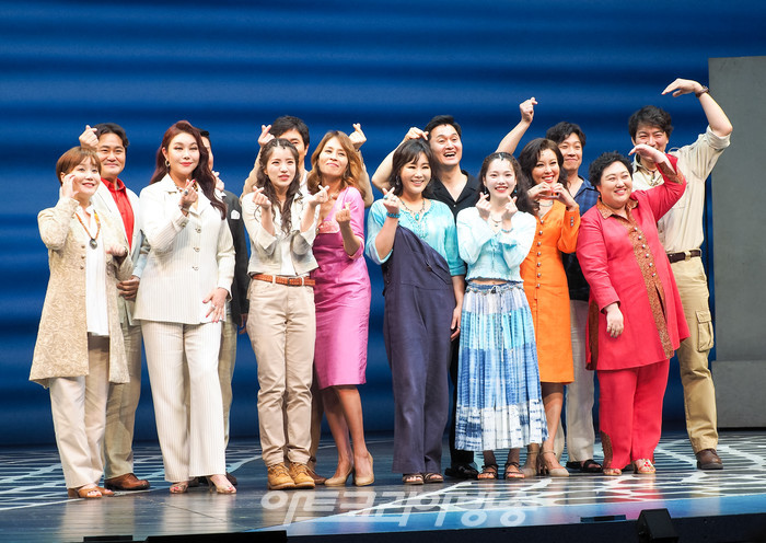 뮤지컬 '맘마미아' 프레스콜. 2023.03.29 사진 ⓒ아트코리아방송 이용선 기자​​