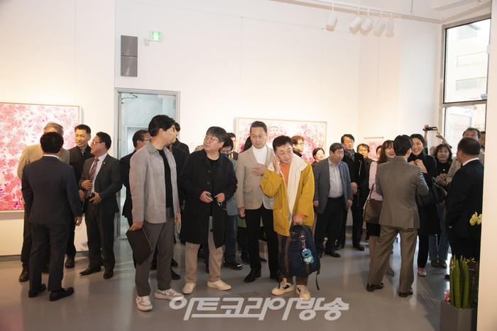 FLOWER DANCE '꽃춤 2023' 이범헌 개인전 오프닝 행사