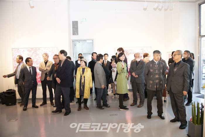 FLOWER DANCE '꽃춤 2023' 이범헌 개인전 오프닝 행사