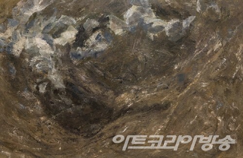 양미경 作_거부1_182x119.5cm_목탄 오징어뼈 가루 유화_2021