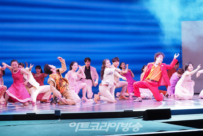 뮤지컬 '맘마미아!' 프레스콜(소피 역 김환희 외 앙상블) 2023.03.29 사진 ⓒ아트코리아방송 이용선 기자​​