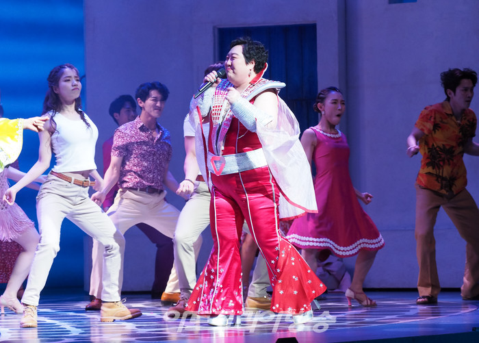 뮤지컬 '맘마미아!' 프레스콜(로지 역 박준면) 2023.03.29 사진 ⓒ아트코리아방송 이용선 기자​​