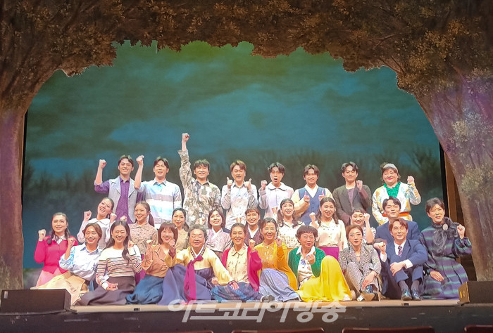 뮤지컬 '친정엄마' 프레스콜. 2023.04.04 사진 ⓒ아트코리아방송 이용선 기자​​