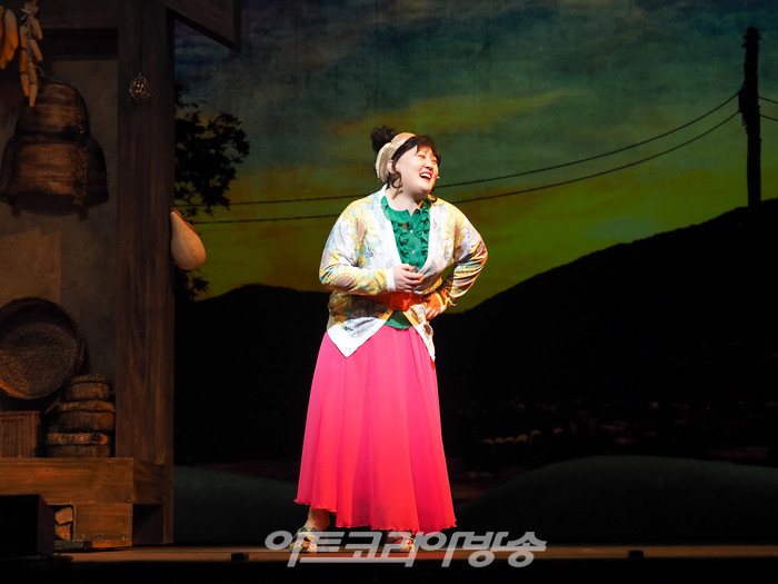 뮤지컬 '친정엄마' 프레스콜(서울댁 역 박지아) 2023.04.04 사진 ⓒ아트코리아방송 이용선 기자​​