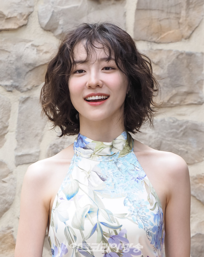 페르노리카코리아의 로제 와인 브랜드 '심포니 메종 세인트 마거릿'과 '판타스티크 샤또 세인트 마거릿' 론칭 행사(배우 박지현) 2023.04.04 사진 ⓒ아트코리아방송 이용선 기자​​