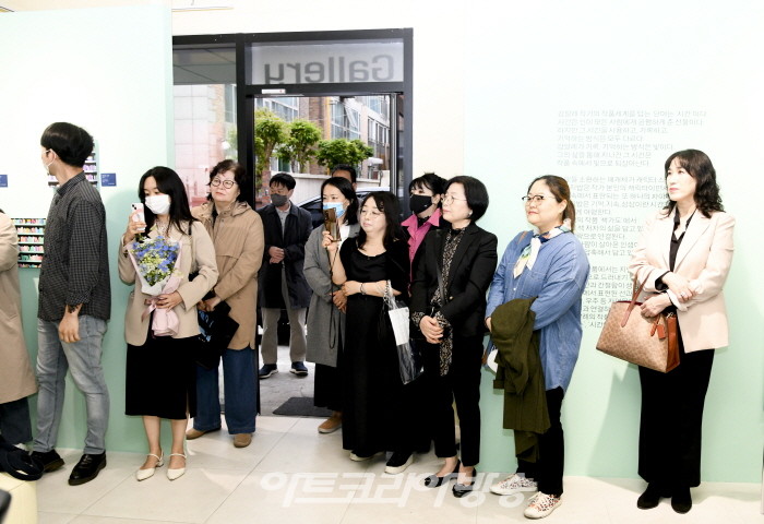 강달례 개인전 ‘Moon of Time 시간의 문’ 오프닝 행사