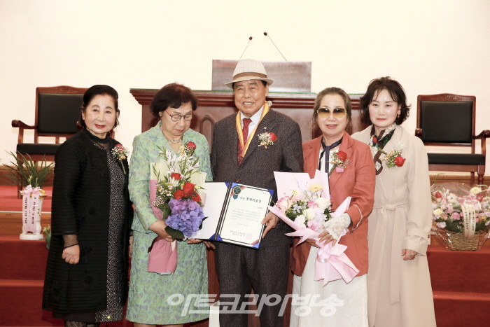 청계 양태석 시집 설목 출판기념회 ‘청계미술상, 청계문학상’ 시상식