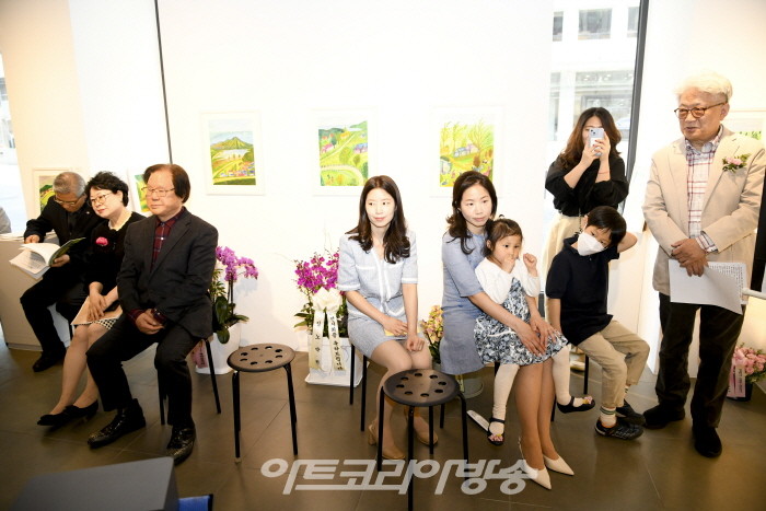 98세 정옥희 작품전 '자연의 풍경' 오프닝 행사