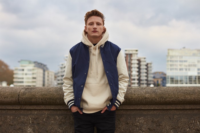 영국 출신의 솔로 아티스트 이담(Etham)이 오늘(28일) 신곡 'I Won’t'를 발표한다. 제공 유니버설뮤직