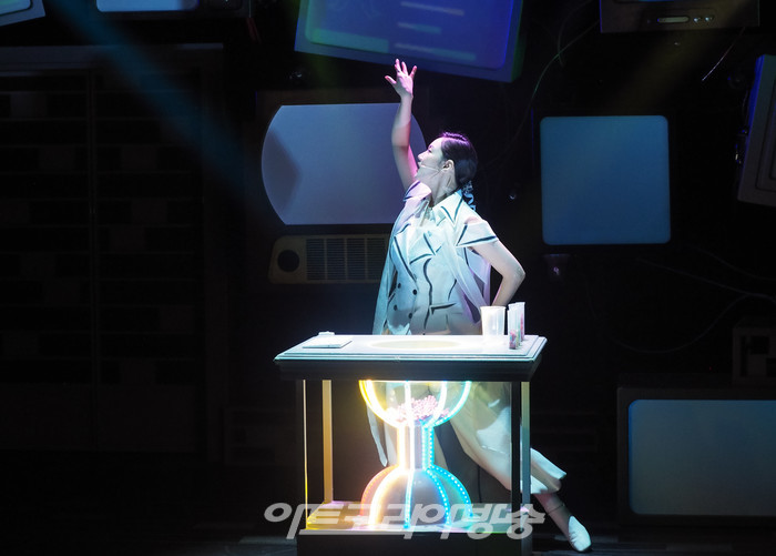 뮤지컬 '신이 나를 만들 때' 프레스콜(신 역 황한나) 2023.04 28 사진 ⓒ아트코리아방송 이용선 기자​