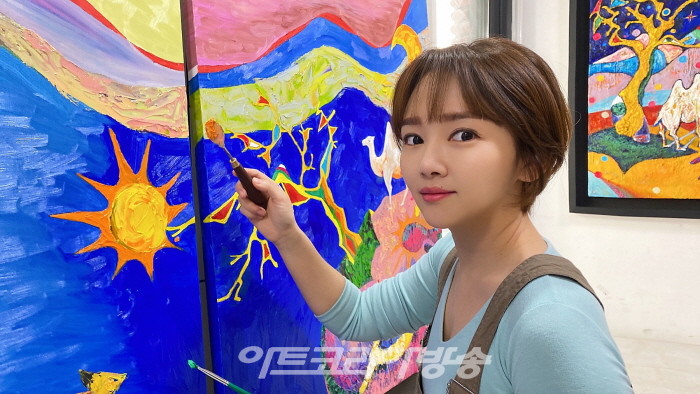 윤송아 ‘바로우리전’ 세종문화회관 미술관에서 라이브페인팅&미술강연