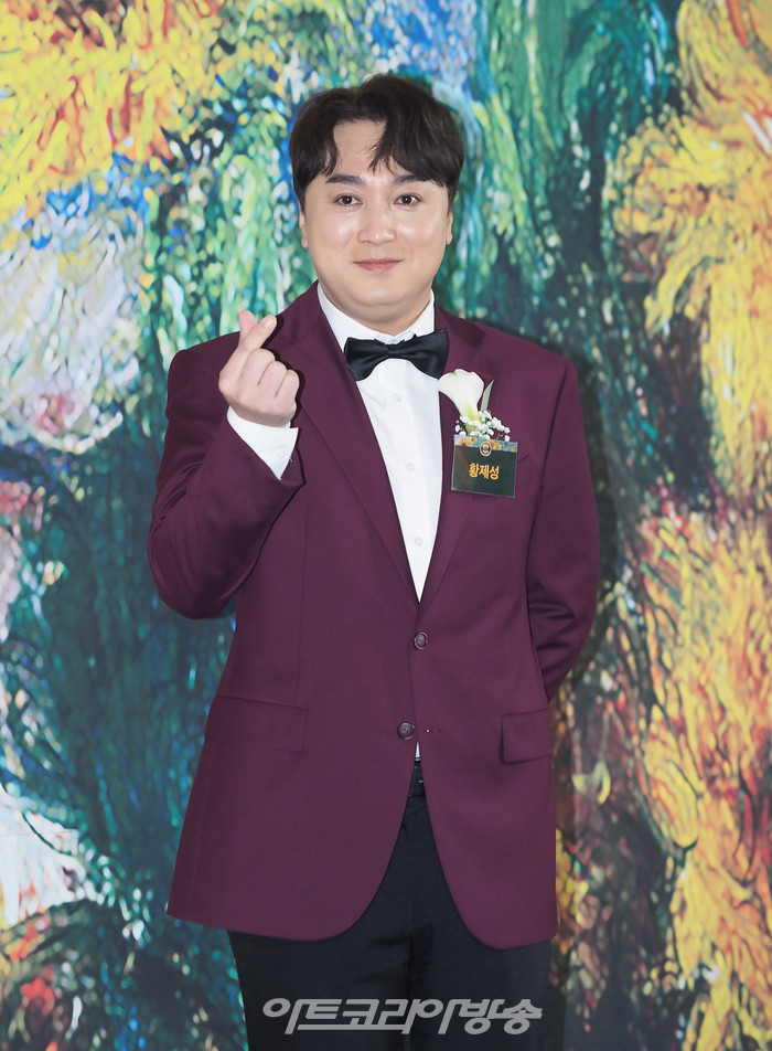 '2023 브랜드 고객 충성도 대상' 포토월 행사(황제성) 2023.05.02 사진 ⓒ아트코리아방송 이용선 기자​